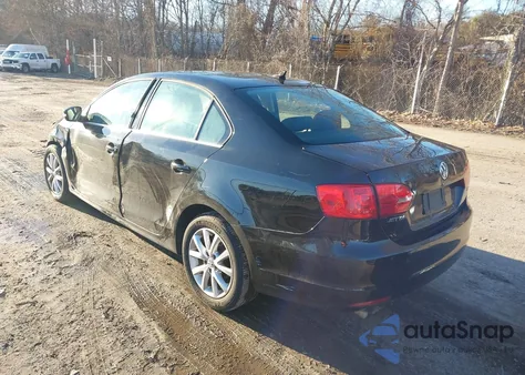 2014 Volkswagen Jetta 1.8T Se from USA, damaged, VIN 3VWD17AJ1EM380918